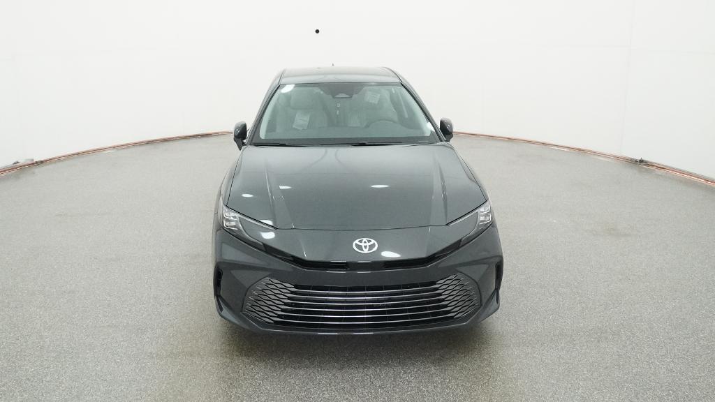 2026 Toyota Camry XLE photo 3
