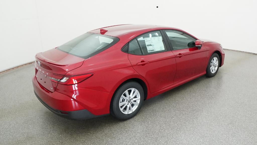 2026 Toyota Camry LE photo 3
