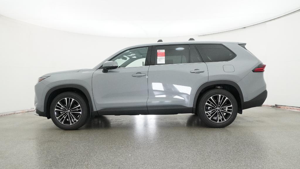 2026 Toyota Highlander Hybrid Platinum photo 4