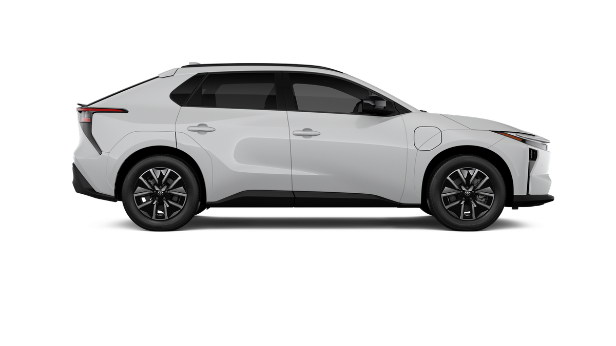 2026 Toyota bZ XLE - Photo 36