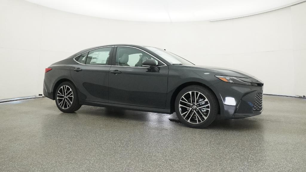 2026 Toyota Camry XLE photo 3