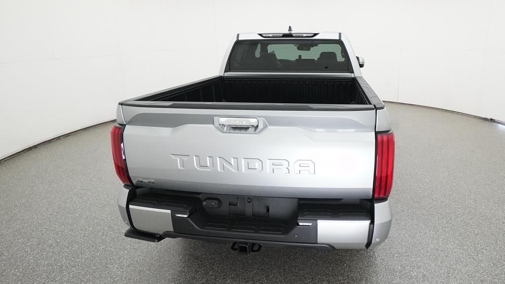 2025 Toyota Tundra Limited - Photo 10