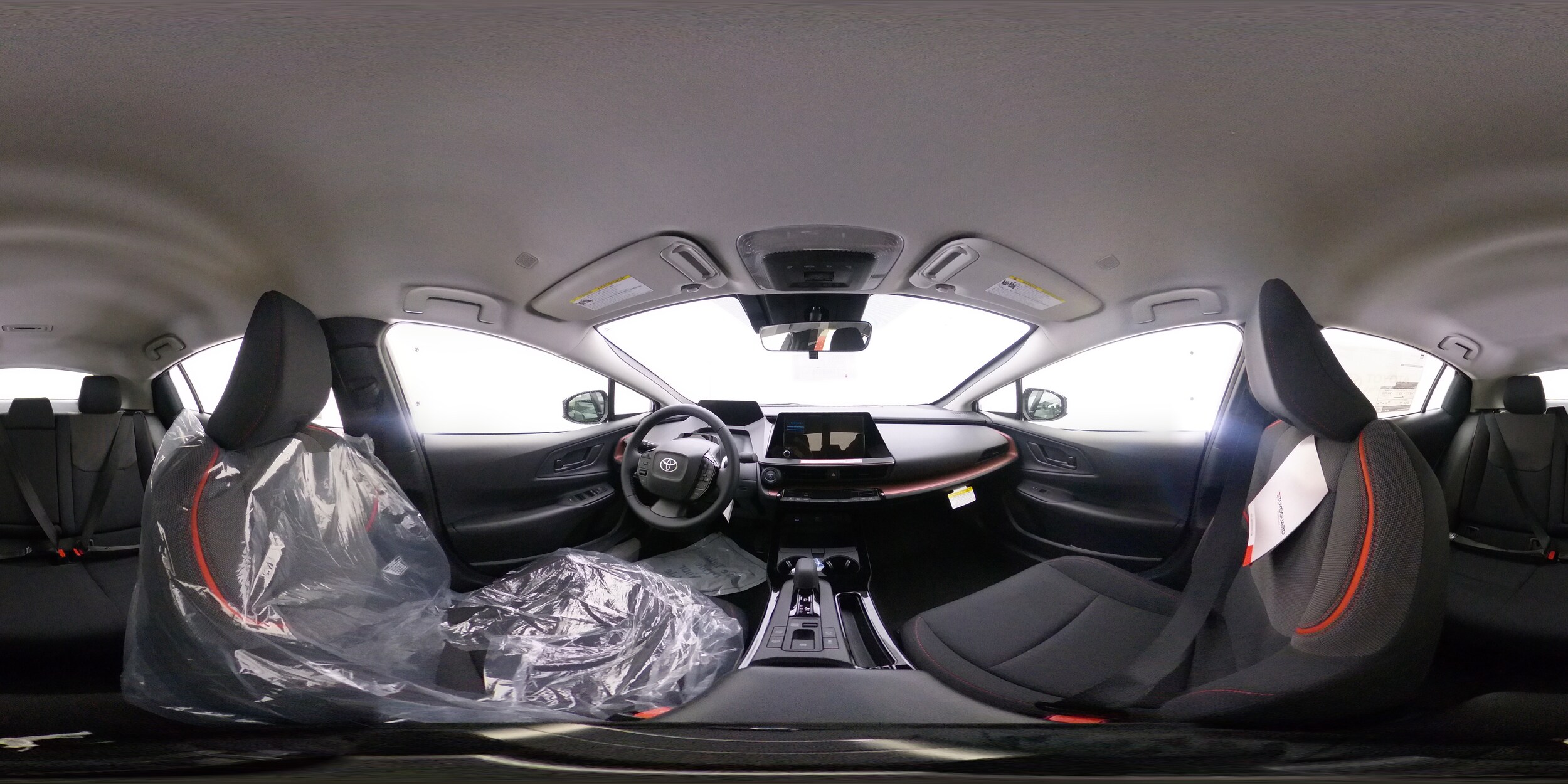 2026 Toyota Prius Plug-in Hybrid SE - Photo 30