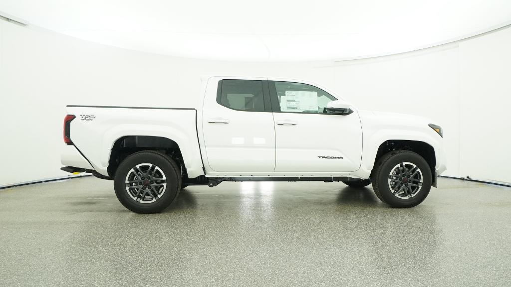 2025 Toyota Tacoma TRD Sport - Photo 8