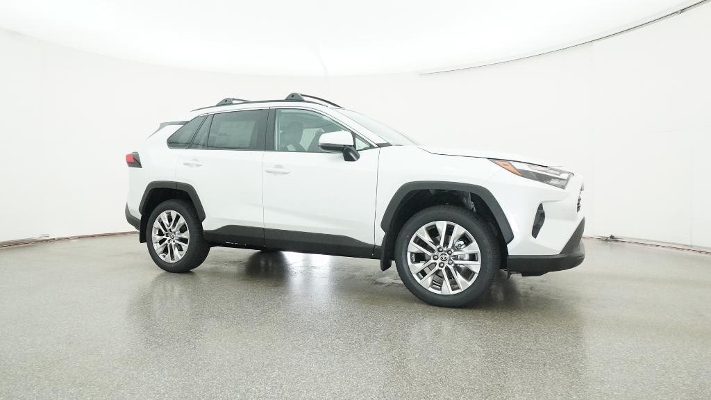 2025 Toyota RAV4 XLE Premium photo 3