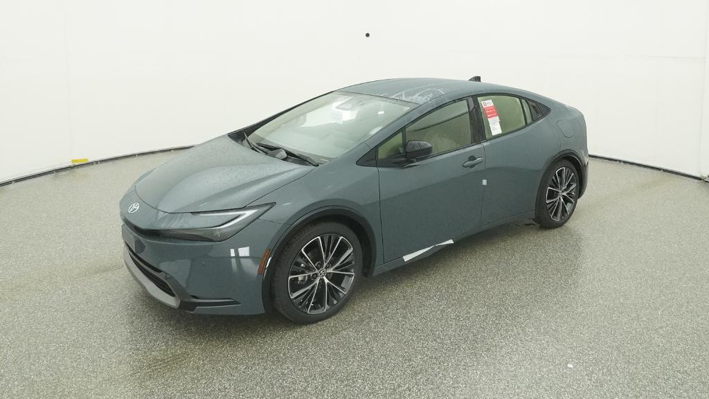 2026 Toyota Prius XLE's photo