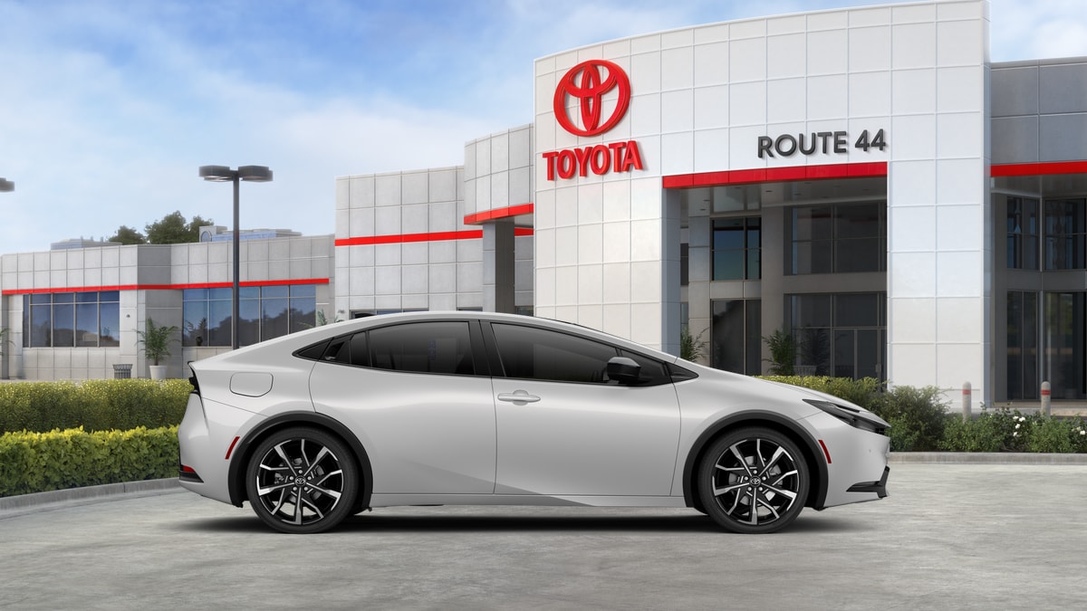 2026 Toyota Prius Plug-in Hybrid XSE - Photo 43