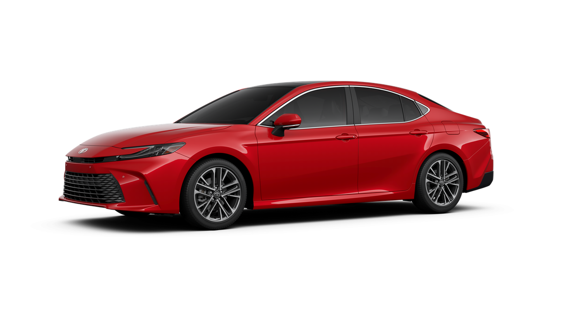 2025 Toyota Camry XLE photo 2