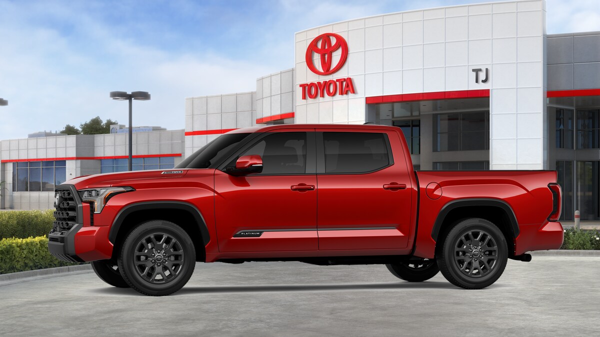 2025 Toyota Tundra Platinum photo 3