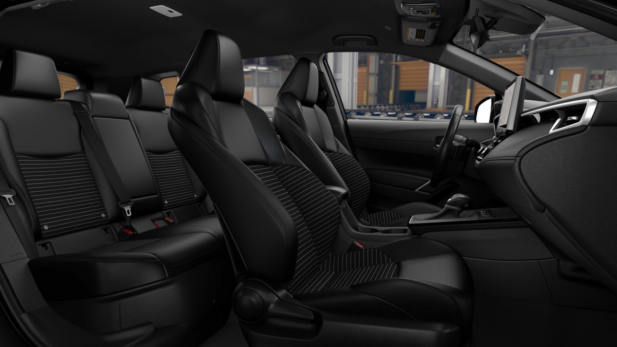 2026 Toyota Corolla Cross XSE - Photo 20