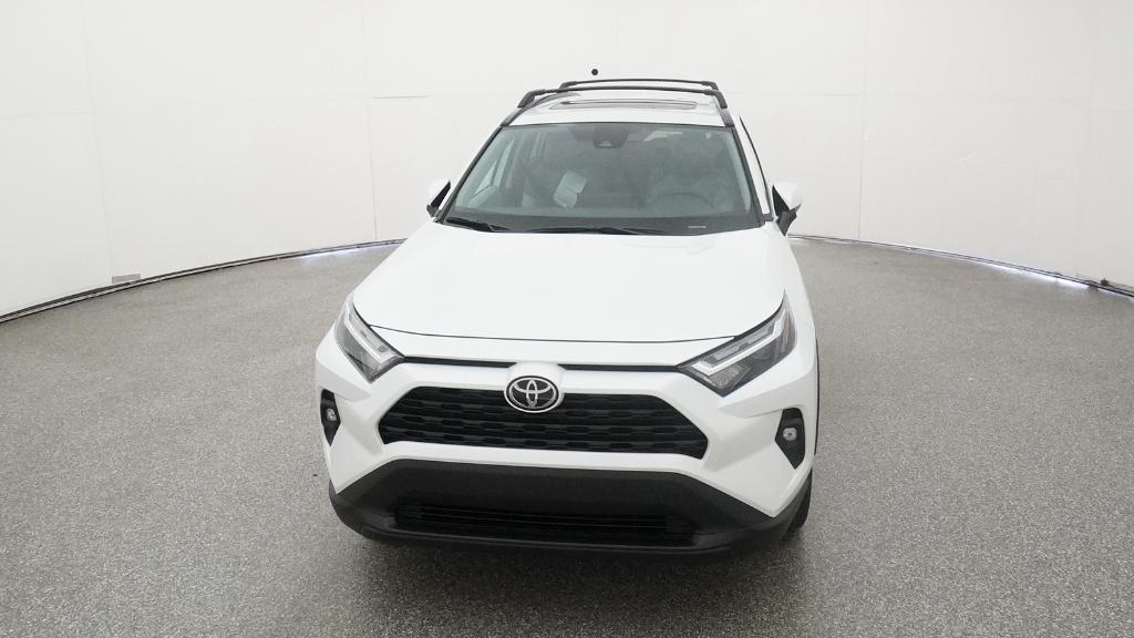 2025 Toyota RAV4 XLE Premium photo 2