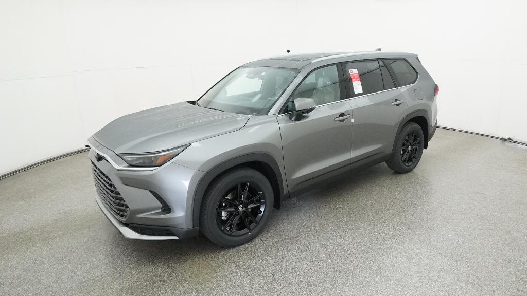 2026 Toyota Grand Highlander Platinum's photo