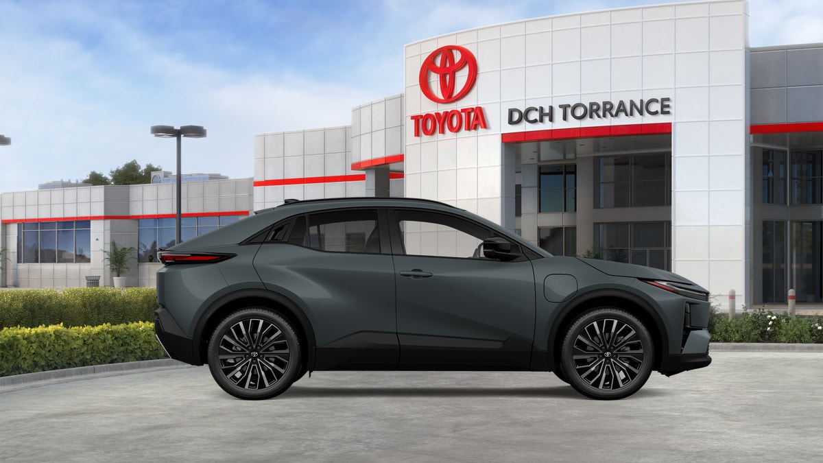 2026 Toyota C-HR XSE - Photo 12
