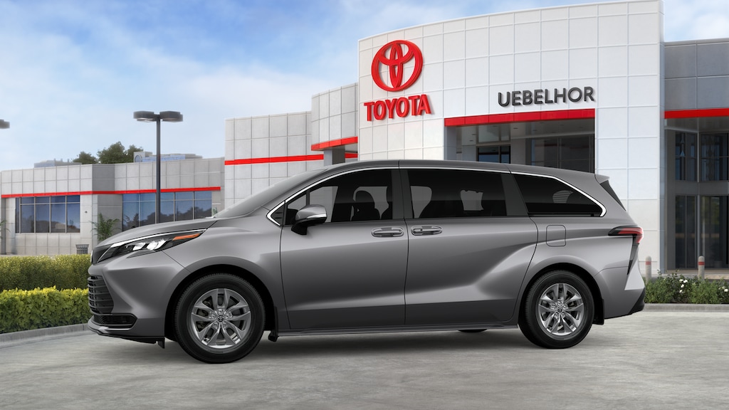 New 2026 Toyota Sienna LE 8 PASSENGER