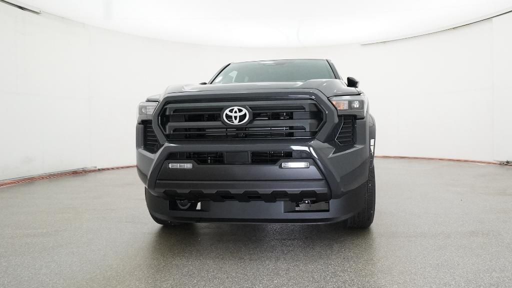 2025 Toyota Tacoma SR5 photo 11