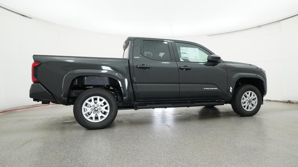 2025 Toyota Tacoma SR5 photo 4