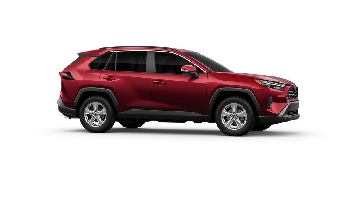 2025 Toyota RAV4 XLE photo 16