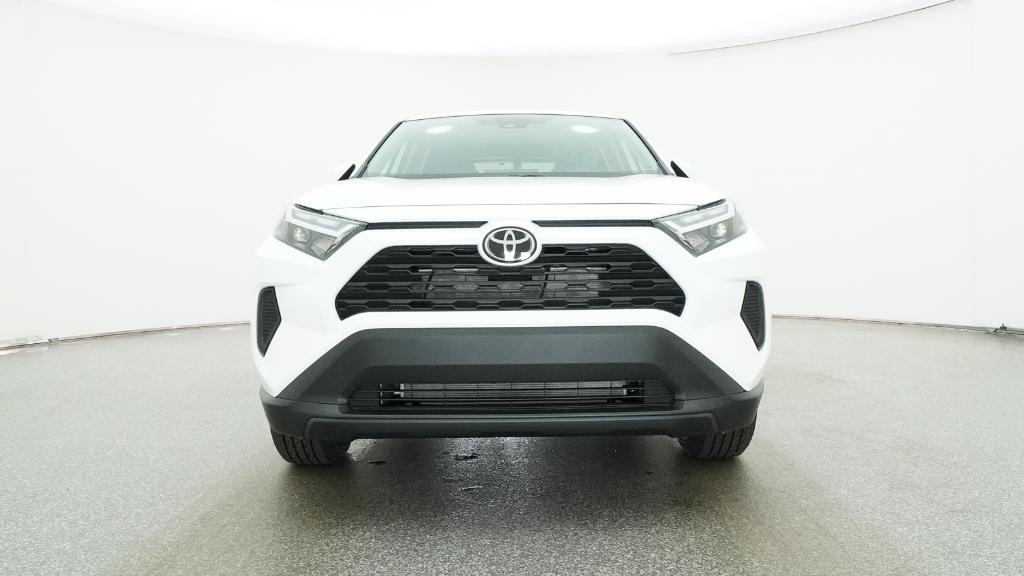 2025 Toyota RAV4 LE photo 2