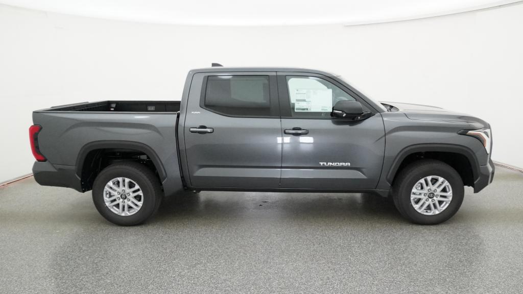 2026 Toyota Tundra SR5 CrewMax photo 3