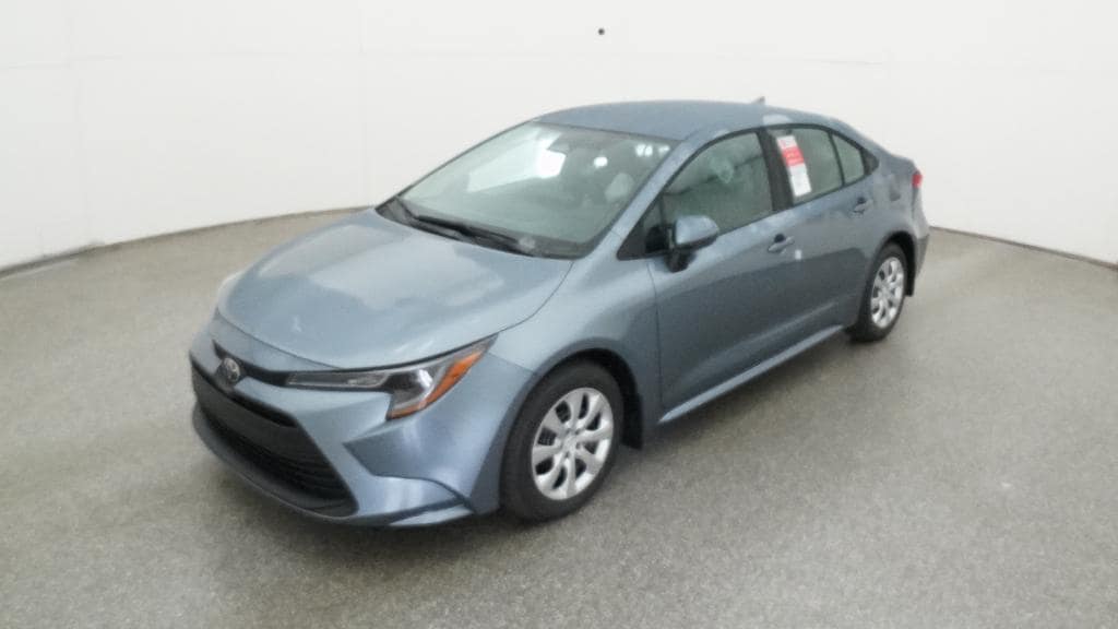 2026 Toyota Corolla LE's photo