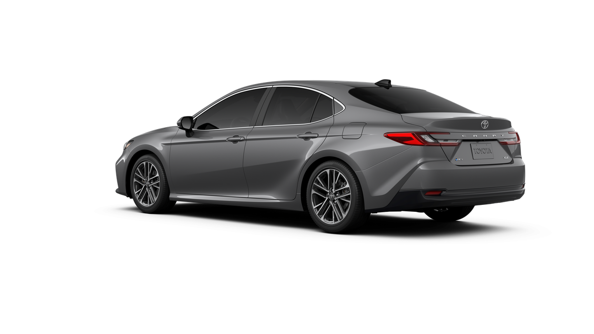 2025 Toyota Camry XLE - Photo 10