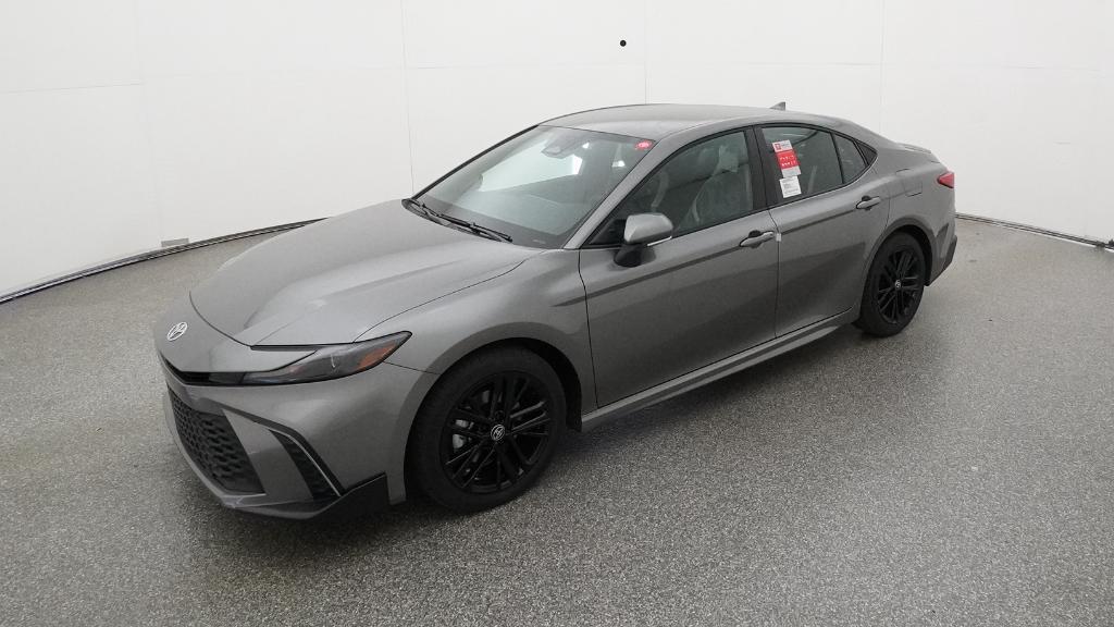 2026 Toyota Camry SE's photo