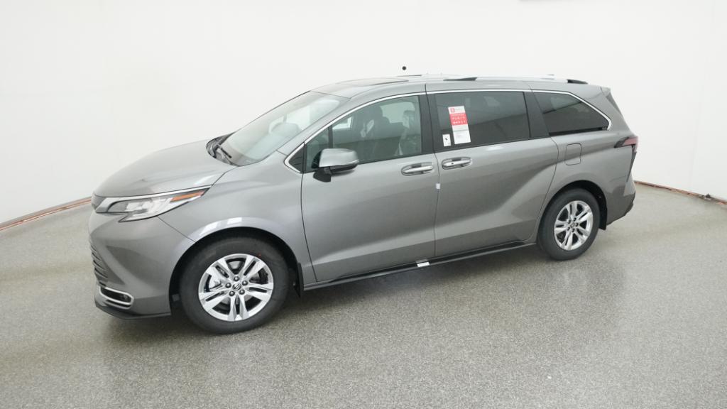 2026 Toyota Sienna Limited photo 3