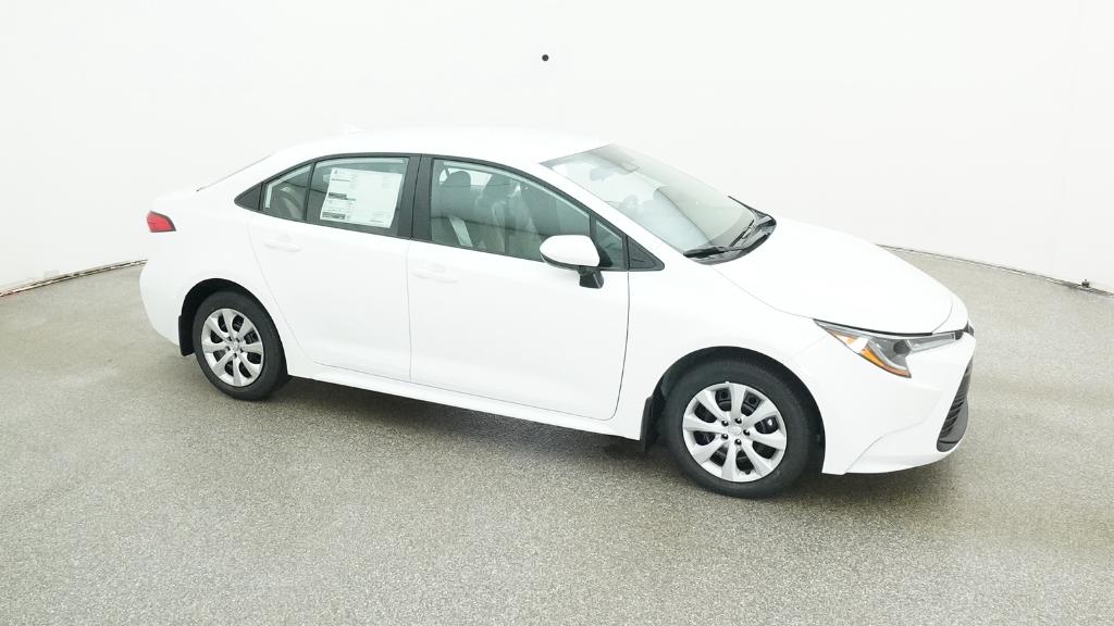 2026 Toyota Corolla LE photo 4
