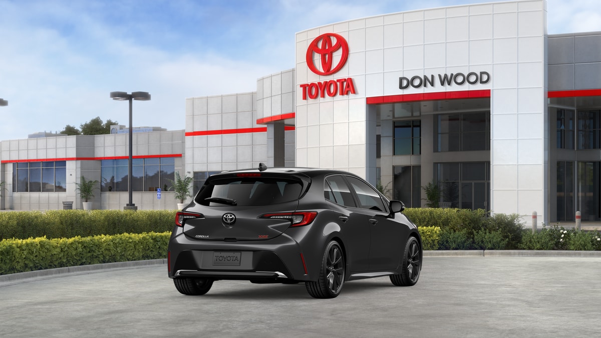 2026 Toyota Corolla Hatchback XSE - Photo 12