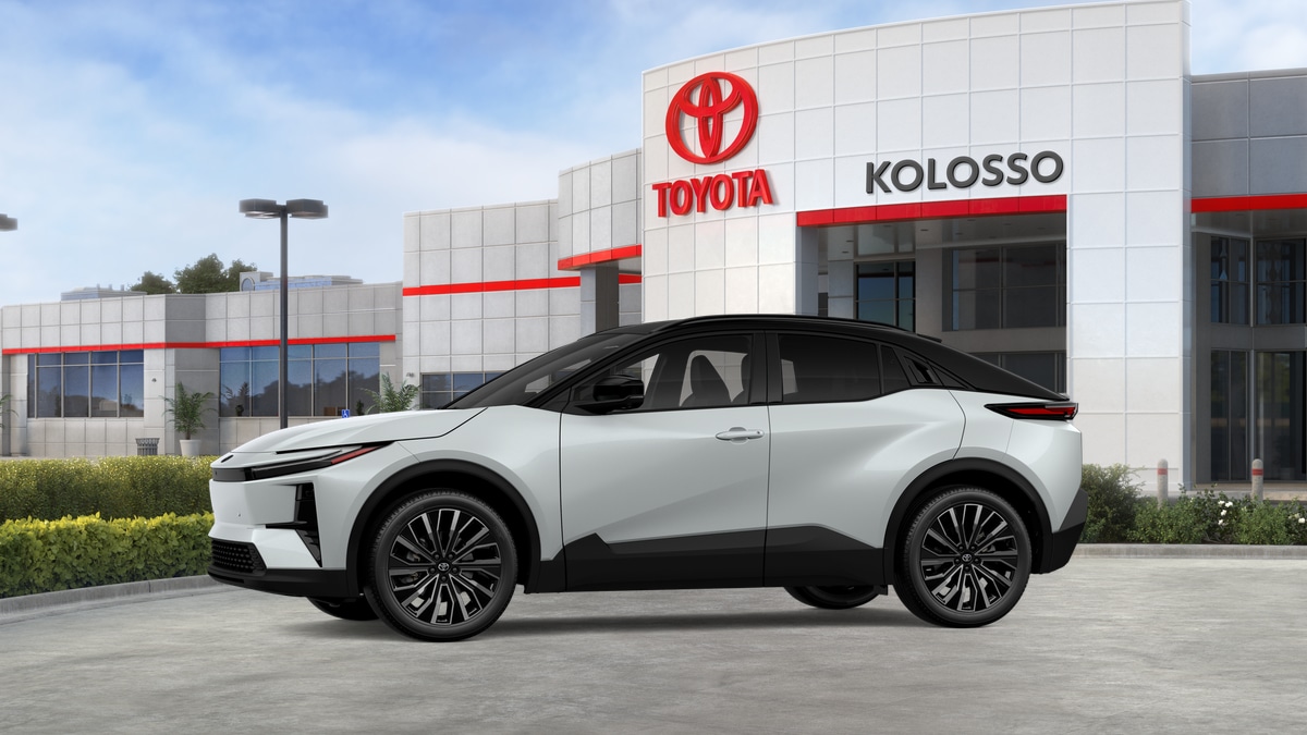 2026 Toyota C-HR XSE - Photo 12
