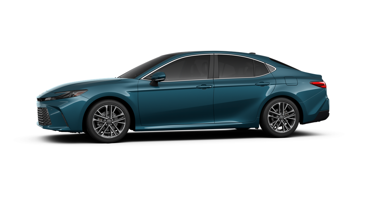 2026 Toyota Camry XLE photo 2