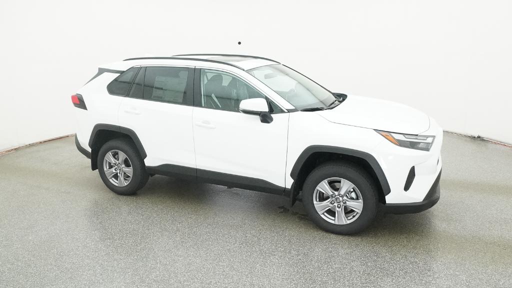 2025 Toyota RAV4 XLE photo 2