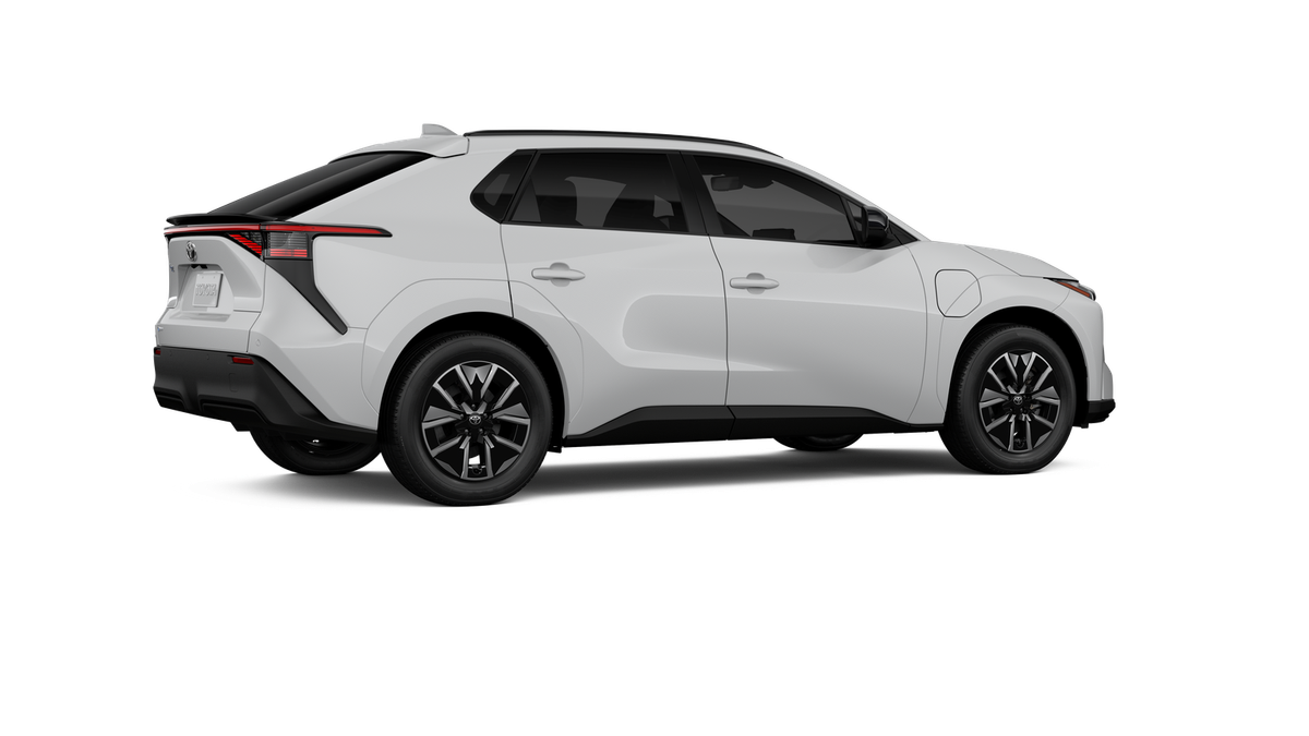2026 Toyota bZ XLE - Photo 35