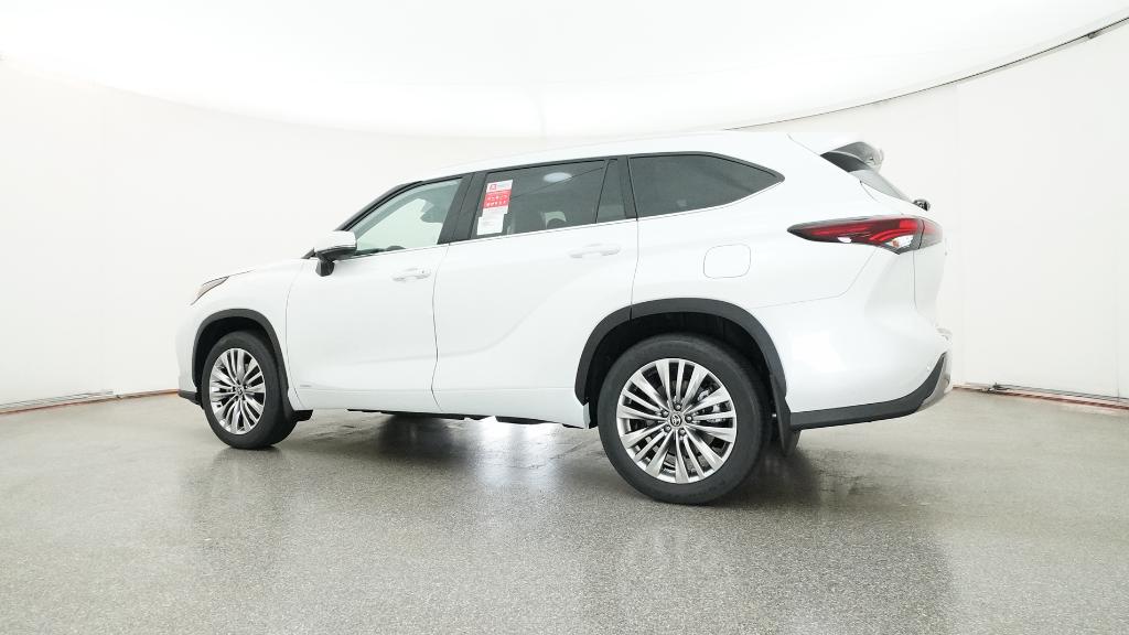 2025 Toyota Highlander Hybrid Platinum photo 2