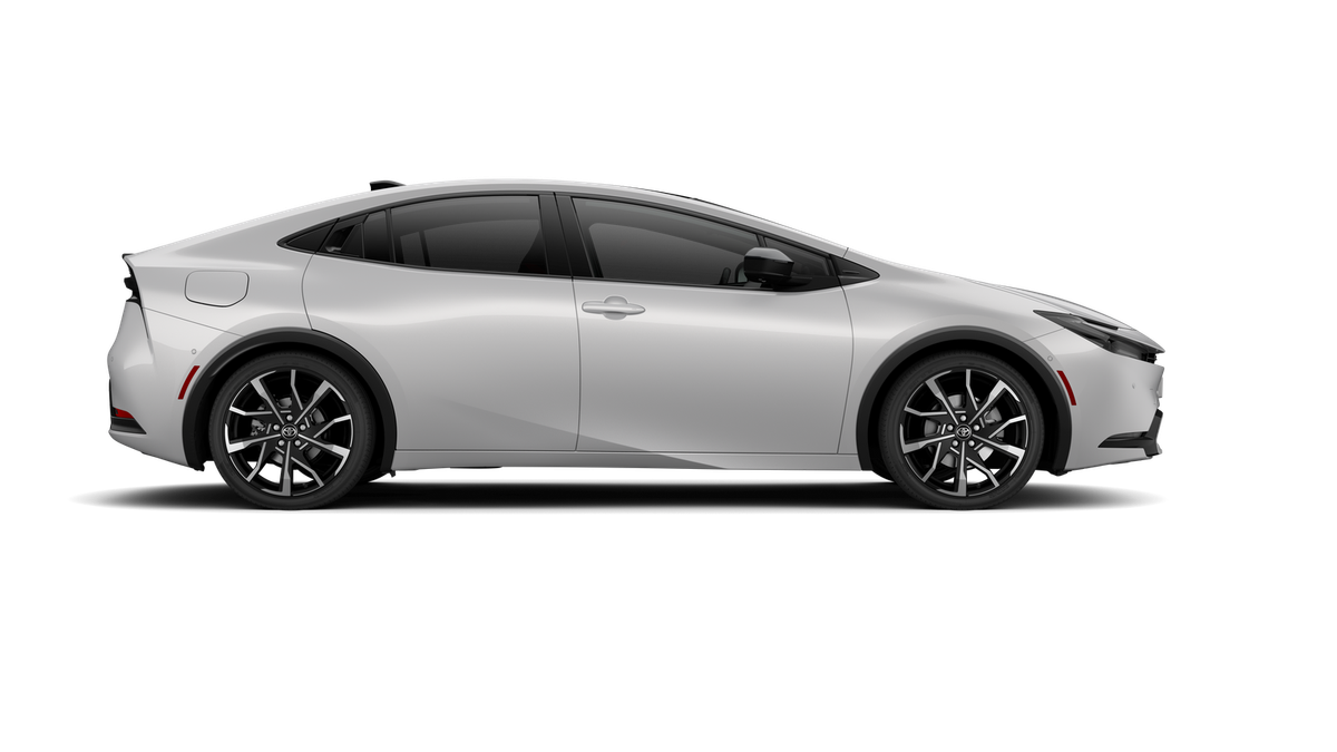 2026 Toyota Prius Plug-in Hybrid XSE Premium - Photo 12