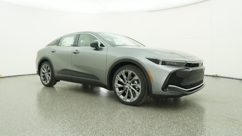 2026 Toyota Crown Limited photo 3