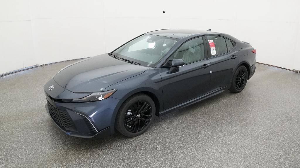 2026 Toyota Camry SE's photo