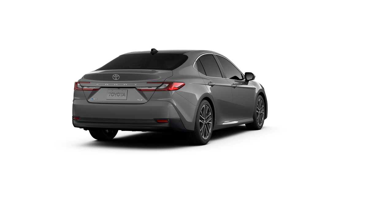 2025 Toyota Camry XLE - Photo 13