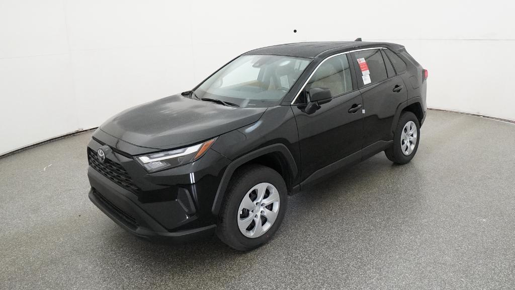 2025 Toyota RAV4 LE's photo
