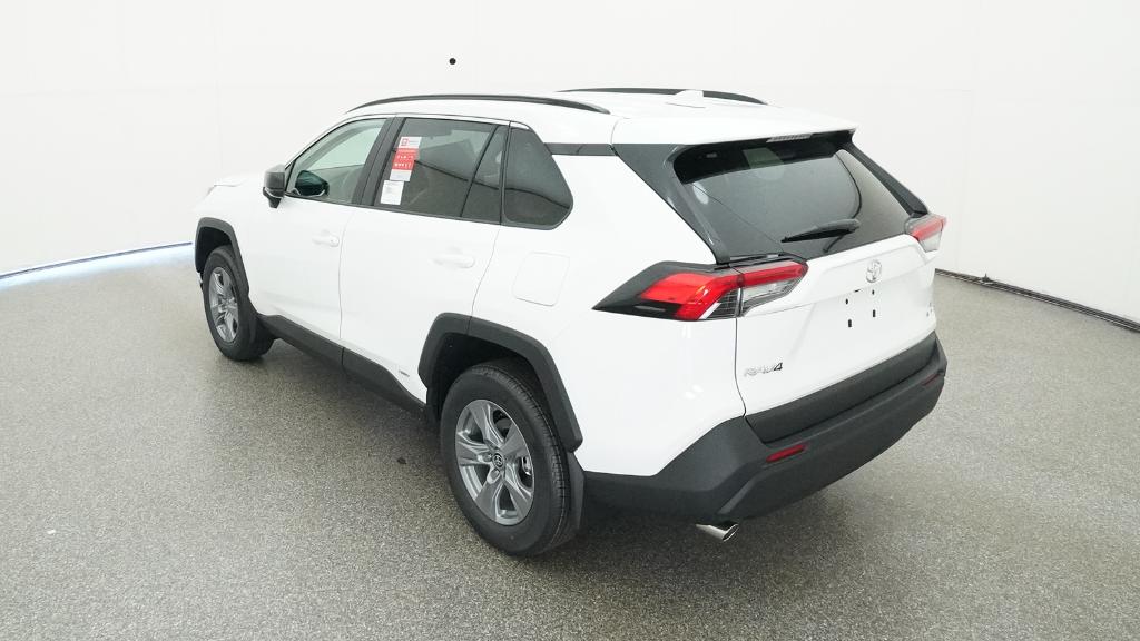 2025 Toyota RAV4 Hybrid LE photo 2