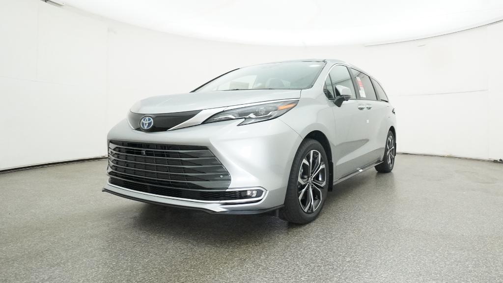 2025 Toyota Sienna Platinum photo 4
