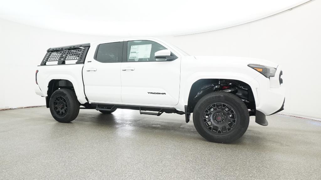 2025 Toyota Tacoma SR5 - Photo 24