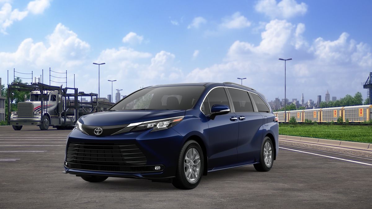 2026 Toyota Sienna XLE 7-Passenger Hybrid AWD's photo