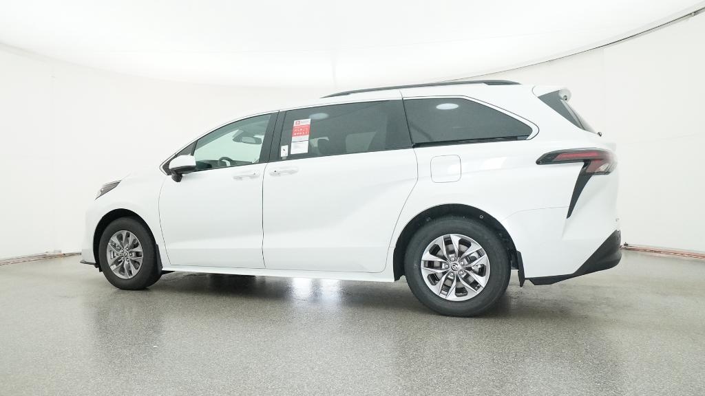 New 2025 Toyota Sienna XLE Van Passenger Van