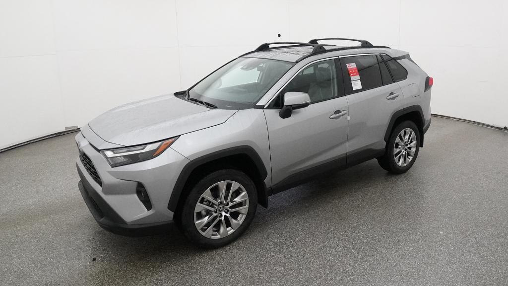 2025 Toyota RAV4 XLE Premium's photo
