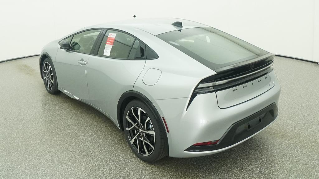 2026 Toyota Prius Plug-in Hybrid XSE - Photo 17