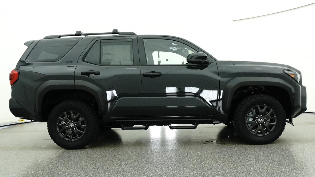 New 2026 Toyota 4Runner SR5 SUV