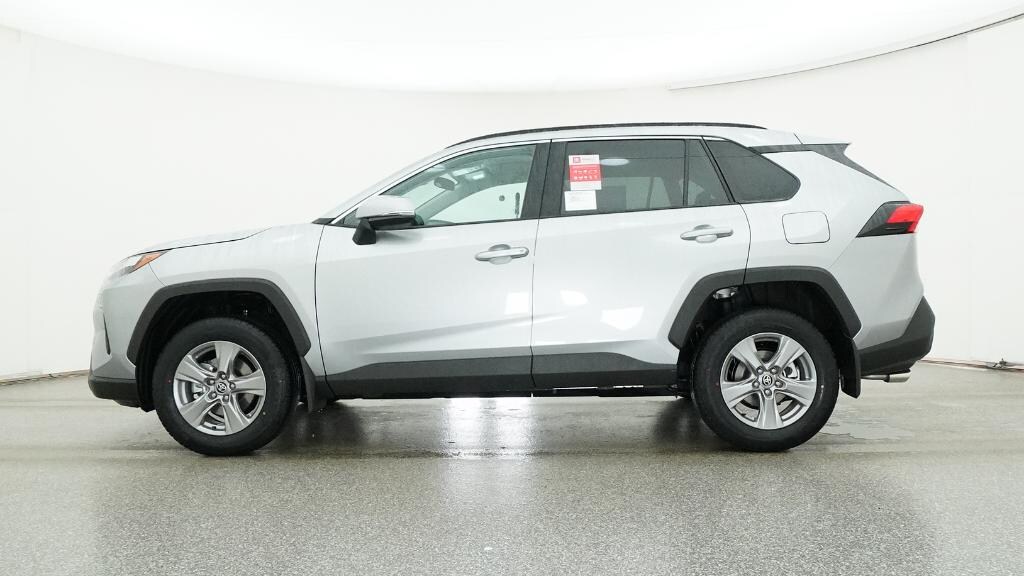 New 2025 Toyota RAV4 XLE SUV