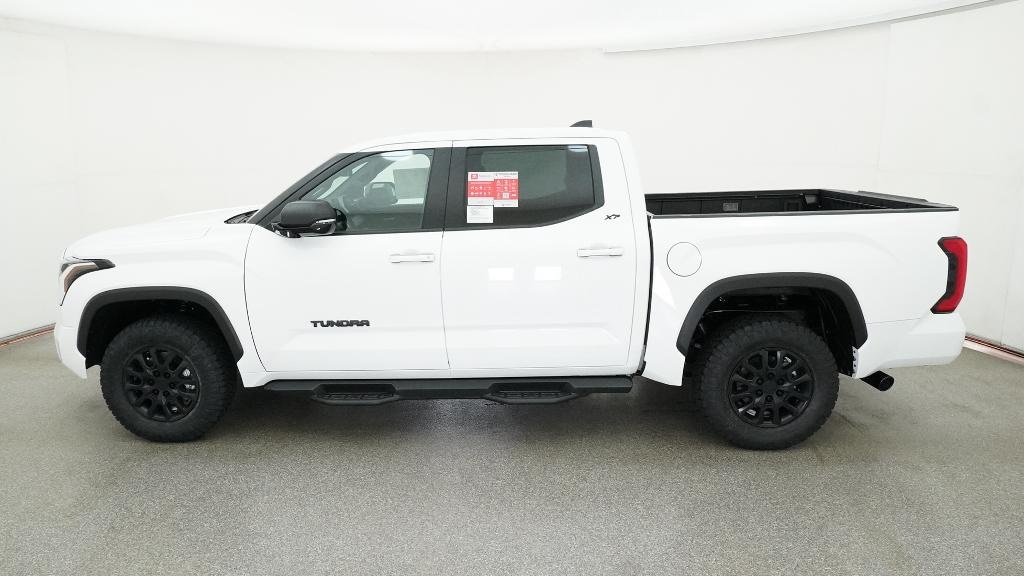 New 2026 Toyota Tundra SR5 SR5 CREWMAX 5.5