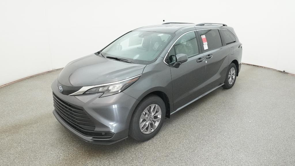 New 2025 Toyota Sienna LE Van Passenger Van